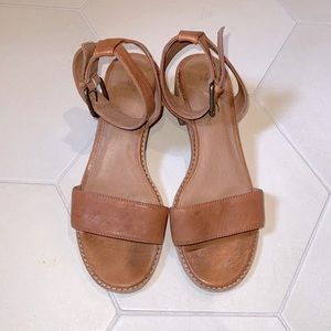 Frye Cindy Camel Leather Block Heel Sandal Sz 8.5
